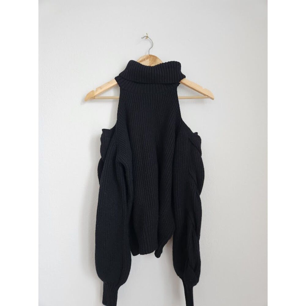 ASTR the Label Black Cold Shoulder Turtleneck Sweater | Size S